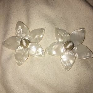 BaubleBar clip on flower earrings